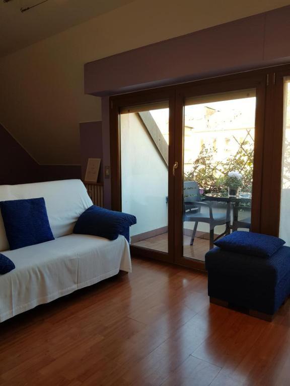 The Boheme Vintage Junior Suite ---- Cozy & Quiet & Comfortable With Private Bathroom & Fully Equipped Kitchenette & Cozy Balcony - Lift To 4Th Floor - Metro' Verde -Green Subway Porta Genova 米兰 外观 照片